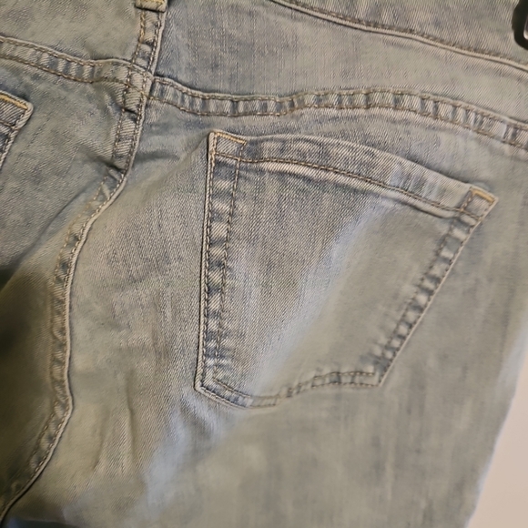 Women's Size 10 Torrid Boyfriend Denim Blue Jeans Ripped - Picture 10 of 11